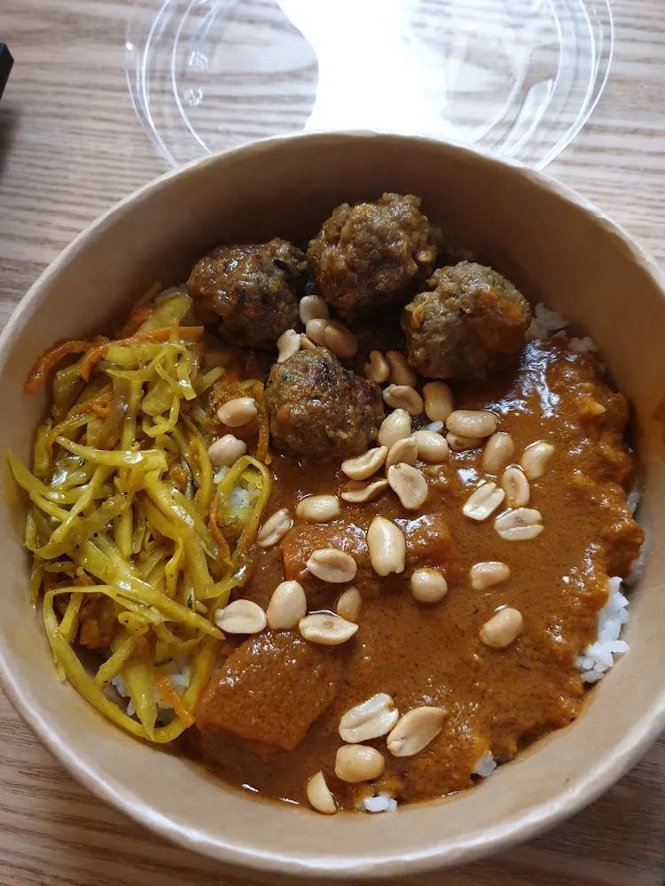 Riz Blanc Boulettz Bœuf Agneau Sauce Mafé